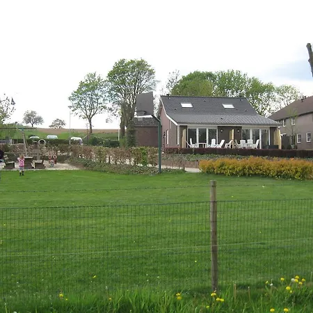 Vakantiewoningen Pinkers בית נופש *