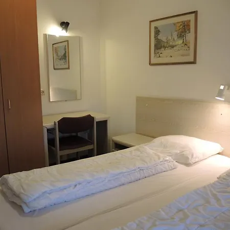 Vakantiewoningen Pinkers * חולפן