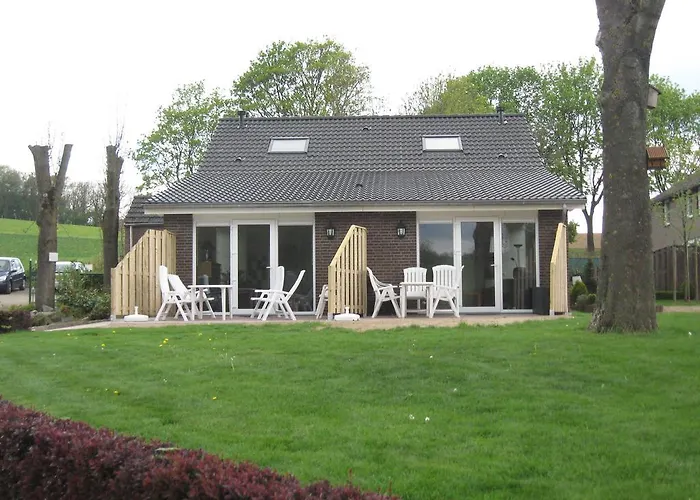 Vakantiewoningen Pinkers بيت للعطل *